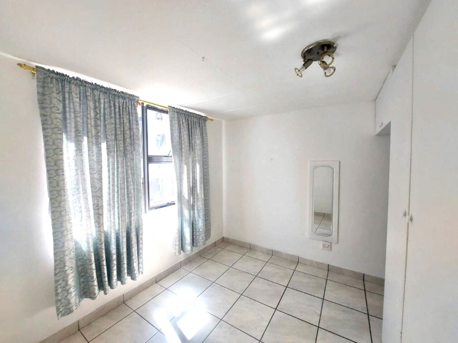 1 Bedroom Property for Sale in Wynberg Western Cape